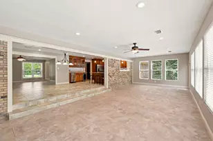 2402 Woodbine Dr, Crestview, FL 32536 - Photo 22