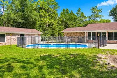 2402 Woodbine Drive, Crestview, FL 32536 - Photo 46