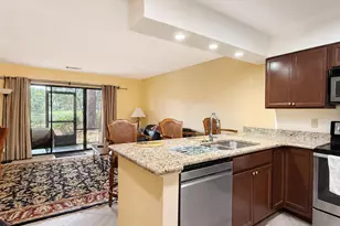 207 Southlake Ct, Niceville, FL 32578 - Photo 2