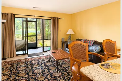 207 Southlake Court #207, Niceville, FL 32578 - Photo 2