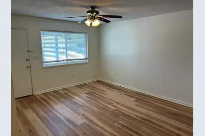 201 College Boulevard #31, Niceville, FL 32578 - Photo 4