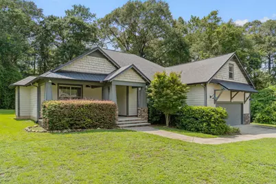 6008 Trestle Street, Crestview, FL 32536 - Photo 2