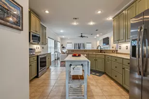 1601 Mallorca Cv, Niceville, FL 32578 - Photo 12