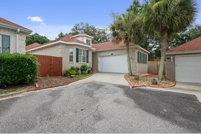 1601 Mallorca Cove, Niceville, FL 32578 - Photo 2