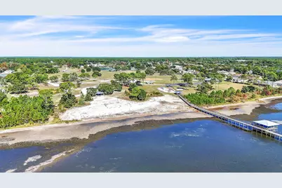 2017 Candlewood Drive, Navarre, FL 32566 - Photo 56