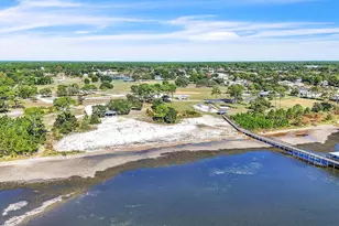 2017 Candlewood Dr, Navarre, FL 32566 - Photo 56