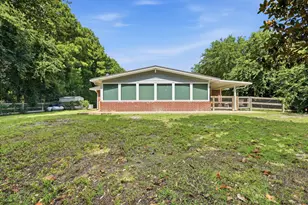 2017 Candlewood Dr, Navarre, FL 32566 - Photo 40