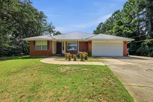 2017 Candlewood Dr, Navarre, FL 32566 - Photo 46