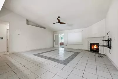 2017 Candlewood Drive, Navarre, FL 32566 - Photo 4