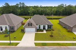 132 E Tweet St, Freeport, FL 32439 - Photo 6