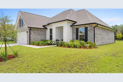 132 E Tweet Street, Freeport, FL 32439 - Photo 2