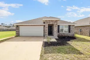 4661 Honor Guard Wy, Crestview, FL 32539 - Photo 1