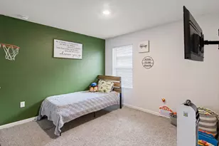 4661 Honor Guard Wy, Crestview, FL 32539 - Photo 12
