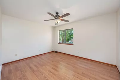 205 Bartonwood Court, Niceville, FL 32578 - Photo 16