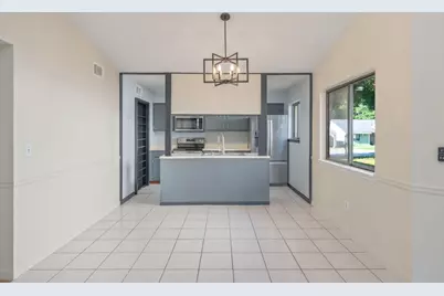 205 Bartonwood Court, Niceville, FL 32578 - Photo 10