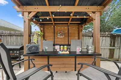 623 Parish Boulevard, Mary Esther, FL 32569 - Photo 4
