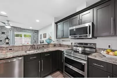 933 Washington Street, Fort Walton Beach, FL 32547 - Photo 18