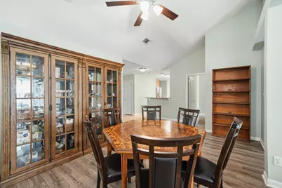 827 Fairway Lakes Drive, Niceville, FL 32578 - Photo 18