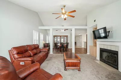 827 Fairway Lakes Drive, Niceville, FL 32578 - Photo 30