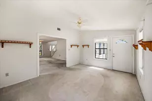 9413 Octavia Ln, Navarre, FL 32566 - Photo 8