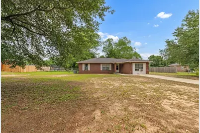 5246 Sewell Road, Milton, FL 32570 - Photo 1