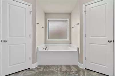 6072 Winchester Circle, Milton, FL 32570 - Photo 14