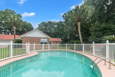 2765 Savannah Lane, Crestview, FL 32539 - Photo 2