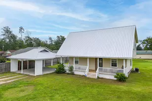 20107 NE Burns Ave, Blountstown, FL 00N/A - Photo 1