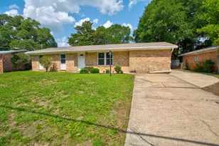 102 NE Nebraska Ave, Fort Walton Beach, FL 32548 - Photo 12