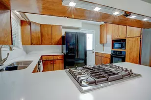 102 NE Nebraska Ave, Fort Walton Beach, FL 32548 - Photo 2