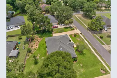 5863 Hunting Meadows Drive, Crestview, FL 32536 - Photo 6