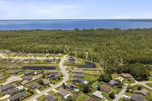 2408 Spur Ln, Gulf Breeze, FL 32563 - Photo 32