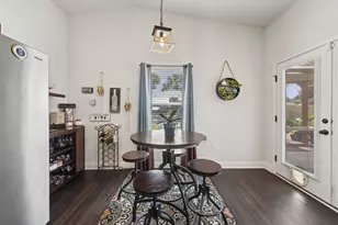2408 Spur Ln, Gulf Breeze, FL 32563 - Photo 14
