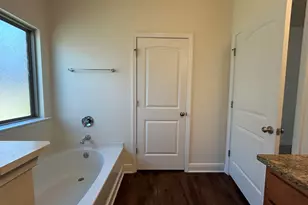 672 Teal St, Crestview, FL 32539 - Photo 24