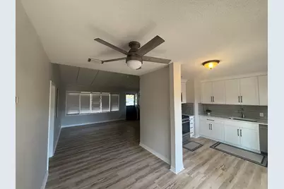 143 Edwards Circle, Valparaiso, FL 32580 - Photo 6