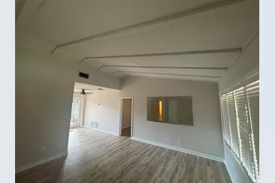 143 Edwards Circle, Valparaiso, FL 32580 - Photo 2