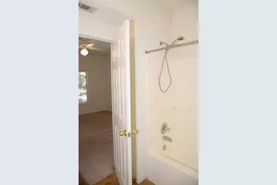 1501 N Partin Drive #APT  226, Niceville, FL 32578 - Photo 18