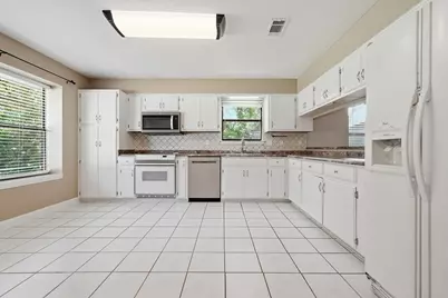 519 Matthew Street, Niceville, FL 32578 - Photo 6