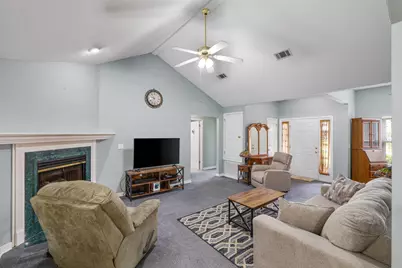2807 Mohican Way, Crestview, FL 32539 - Photo 8