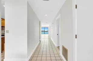 200 SW Miracle Strip Pkwy, Fort Walton Beach, FL 32548 - Photo 24