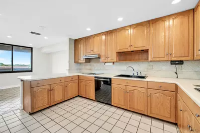 200 SW Miracle Strip Parkway #402, Fort Walton Beach, FL 32548 - Photo 8