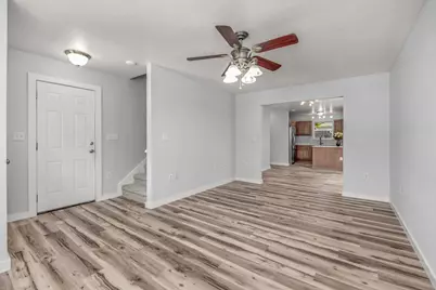 609 E Edney Avenue, Crestview, FL 32536 - Photo 10