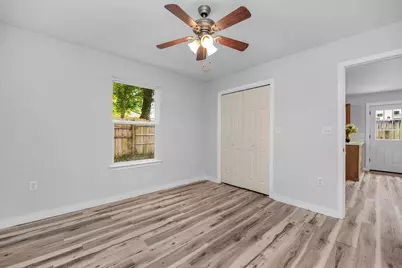 609 E Edney Avenue, Crestview, FL 32536 - Photo 14