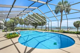 1901 Catamaran Dr, Navarre, FL 32566 - Photo 20
