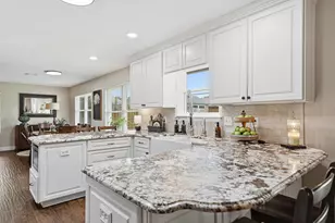 18 Pebble Beach Dr, Shalimar, FL 32579 - Photo 16