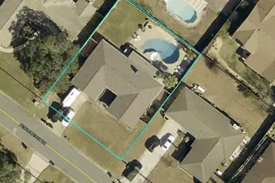 18 Pebble Beach Dr, Shalimar, FL 32579 - Photo 1