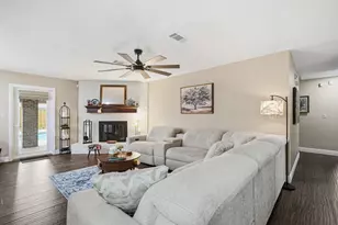 18 Pebble Beach Dr, Shalimar, FL 32579 - Photo 6