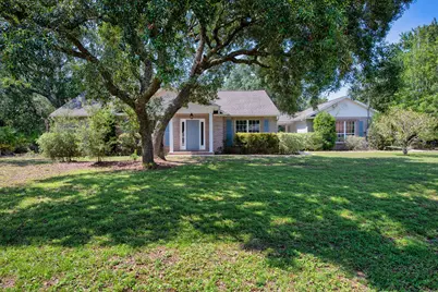6689 Bryant Street, Navarre, FL 32566 - Photo 1