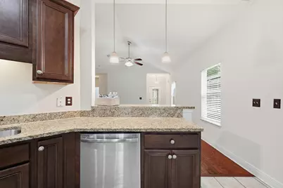 292 S Marsh Landing, Freeport, FL 32439 - Photo 12