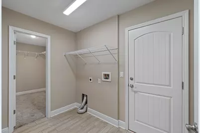 2454 Cove Road, Navarre, FL 32566 - Photo 16